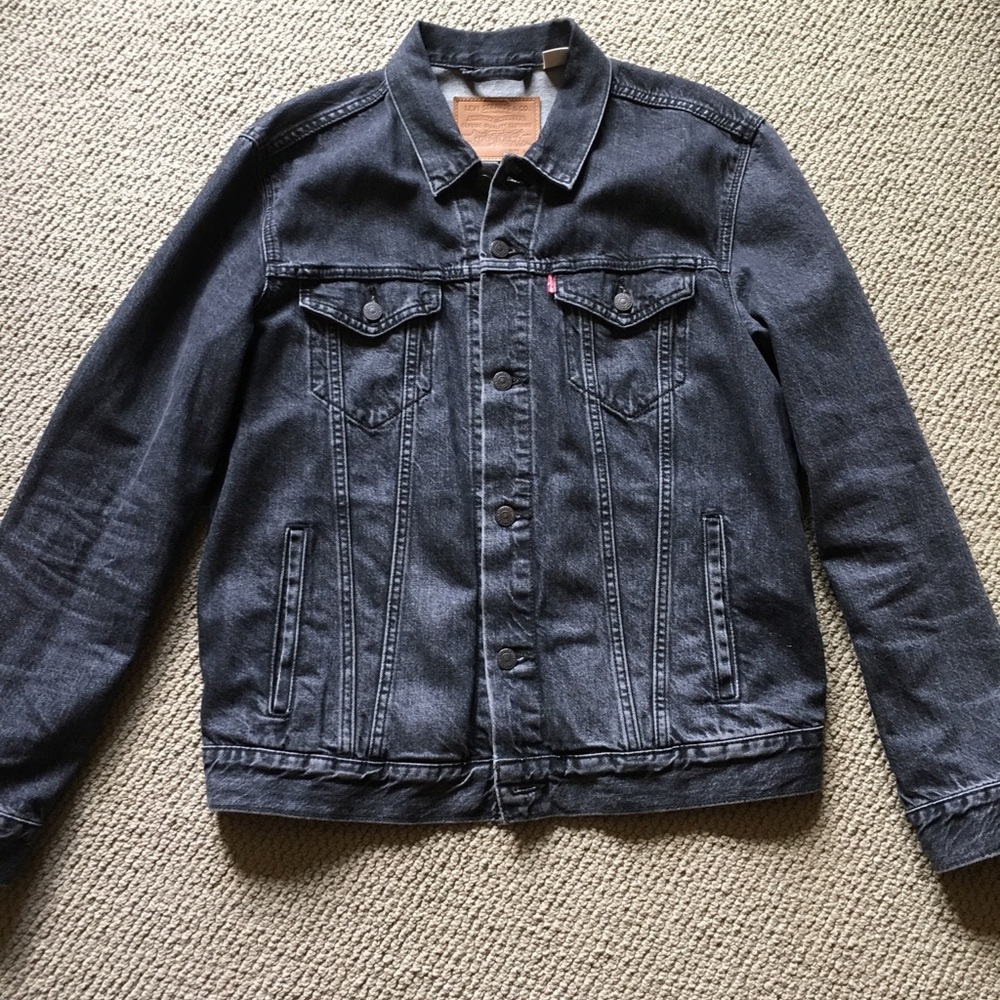 LEVI’S Premium Big E Trucker Jacket - Fegin